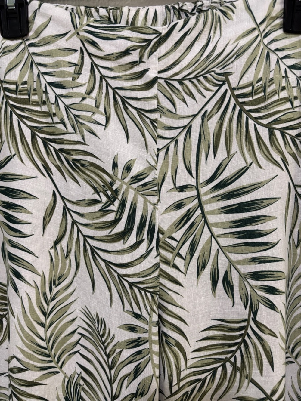Tahari Linen Cropped Pants White Green Leaf Print 100% Linen Size Large Side Zip - Picture 3 of 11